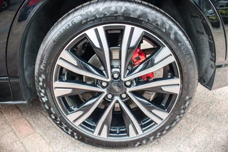 Ford Kuga 1.5 EcoBoost ST-Line X | Automaat | TREKHAAK | 1800 KG Trekvermogen | Camera | Open dak | AGR Stoelen | BLIS | 20 INCH VELGEN / 12