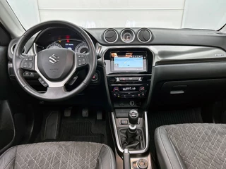 Suzuki Vitara 1.4 Boosterjet Comfort Smart Hybrid | Adaptive Cruise | Stoelverwarming | Navigatie | Camera | Panoramadak / 13