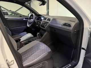 Volkswagen Tiguan 1.5 TSI R-Line Pano Head-up Trekhaak VOL! / 33