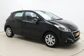 Peugeot 208 1.2 PureTech Blue Lion | Parkeersensoren | Navigatie | Radio | Stuurbediening | Climate control | Airco | / 9