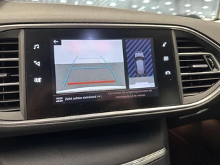 Peugeot 308 1.2 PureTech Blue Lease Premium CAMERA CARPLAY NAVI ECC CRUISE LM. / 25
