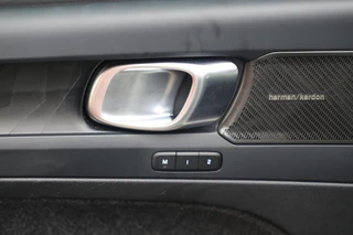 Volvo XC40 T5 Recharge Plus Dark | Stoelverwarming | Trekhaak | Parkeercamera | Leder | H/K | Pilot Assist | BLIS | Keyless / 27