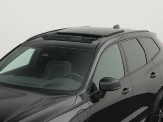 Volvo XC60 2.0 T6 AWD + Black Edition 350PK Pano | Trekhaak / 6