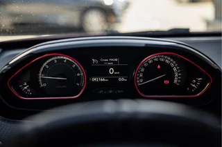 Peugeot 2008 1.2 PureTech GT-line  | Distributie riem V.V. | Carplay | Parkeersens. / 9