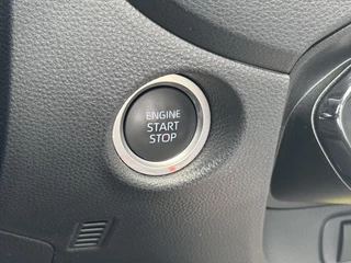 Toyota Aygo X PREMIUM CABRIO KEYLESS PARK-SENSOREN STOELVERWARMING APPLE/ANDROID LM-VELGEN 18" / 22