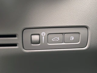 Volvo XC40 1.5 T5 Recharge Inscription 262 PK | Leder | Camera | Carplay | Elek. Kofferklep | / 32