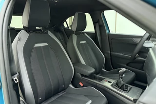 Opel Mokka 1.2 Turbo GS | € 5.600 Registratie VOORDEEL | Nieuwe auto | 18 inch lichtmetalen velgen | Stoel en stuurverwarming | Keyless entry en start | Achteruitrijcamera | Adaptive cruise control | Matrix led verlichting / 9