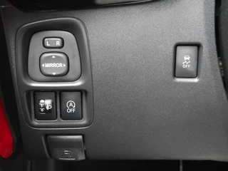 Toyota Aygo 1.0 VVT-i x-cite | Achteruitrijcamera | Airco | 5 Deurs | Lichtmetalen velgen | Led dagrijverlichting | Apple Carplay/Android Auto | Elektrische ramen voor / 13