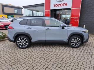Toyota Corolla Cross 2.0 HYBRID 184PK FIRST-EDITION BLIND-SPOT EL-ACHTERKLEP LM-VELGEN KEYLESS PARK-SENSOREN STOELVERW DRAADLOOS-LADEN AD-CRUISE BLUETOOTH / 5