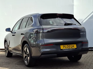 Volvo EX40 Geely E5 Pro+ 68 kWh V2L Long Range Adapt.Cruise Memory Frost grey / 44