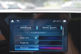 Mercedes-Benz A-Klasse 200 4MATIC 164 pk Premium  | Open dak | Camera | Carplay | DAB | Vrtual cockpit | Stoelverwarming | Full LED / 52