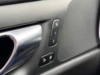 Volvo V60 Inscription 2.0 T4 190PK Automaat Navigatie, Leder, Elektrische Voorstoelen, Keyless, Elektrische Kofferklep, Stoelverwarming, Parkeersensoren, Trekhaak 13P automatisch wegklapbaar / 18