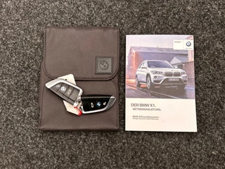 BMW X1 SDrive18i Centennial High Executive | Trekhaak | Leder | Navigatie | Stoelverwarming | Cruise/Control | Climate Control | / 10