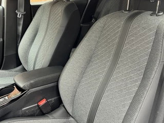 Peugeot 208 Hybrid 110 e-DCS6 Automaat Allure  | Adaptive Cruise Control | Parkeersensoren voor + achter | Carplay/Android Auto | / 28