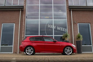 BMW 1-serie 125i Business+ | Sport Line | NL auto | Schuif-/kanteldak | Keyless entry | HiFi audio | Stoelverwarming | Xenon | Sportstuur | Navigatie Professional | Bluetooth | PDC / 8