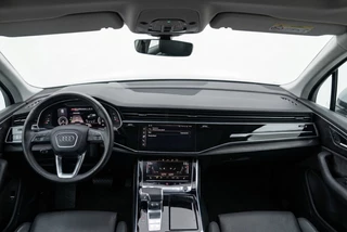 Audi Q7 55 TFSI e quattro S Line Velgen 381PK l Panoramadak l Leder l Memory | HUD / 12