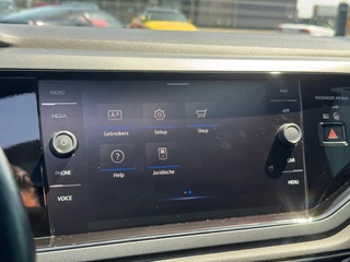 Volkswagen Taigo 1.5 TSI R-Line * Panoramadak * Virtual Cockpit * Led * 18 Inch / 34