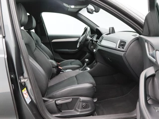 Audi Q3 1.4 TFSi 150 Pk Automaat S-Line | Trekhaak | Half Leer | Cruise Control | Camera | Climatronic | Navigatie | 18 Inch / 40