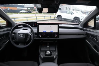 Toyota C-HR+ FIRST EDITION 77KWH 607KM-WLTP DEMO 20"LM-VELGEN EL-ACHTERKLEP PRIVACY-GLASS DEMO NL-AUTO / 22