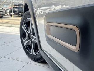 Citroën C3 PureTech 83 C-Series  | Carplay/Android Auto | Bluetooth | Climate Control | Parkeersensoren achter | / 26