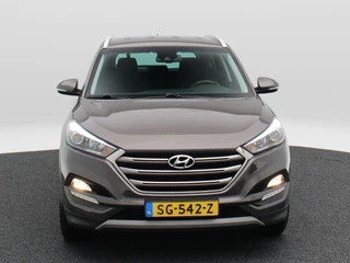Hyundai Tucson 1.6 GDi 132Pk Comfort | Stoelverwarming | Trekhaak | Camera | Cruise Control | CarPlay | Climatronic | 17 Inch / 5