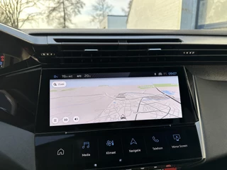 Peugeot 308 SW 1.2 Turbo 130 PK Allure | Automaat | Trekhaak 1400 KG | Navigatie | 360 Graden HD Camera | Full LED Verlichting | Cruise Control | Keyless Entry | Dode Hoek Detectie | Adaptieve Cruise Control | Digitaal Dashbord | 17" Lichtmetalen Velgen | / 22