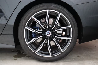 BMW 4 Serie Gran Coupé 420i High Executive M Sport Pakket Automaat  / Live Cockpit Professional / Schuif-/kanteldak / Leder / DAB / Stoelverwarming / 19 Inch / Shadow Line / Active Cruise Control / LED / M Sportremsysteem / Achteruitrijcamera / Extra Getint Glas / 13