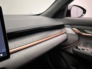 Zeekr 001 AWD Performance 100kWh| SOH 97,5% | Origineel NL | 1e Eigenaar | 360Camera | Carplay |400 KW | Panoramadak | Head-up / 32