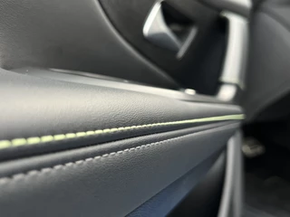 Peugeot 308 Plug-in Hybrid 225 EAT8 Automaat GT  | Schuifdak | Leder | Camera rondom | Focal Audio | / 37