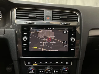 Volkswagen Golf Variant 1.0 TSI Comfortline Business Panoramadak Stoelverwarming LED DAB+ / 9