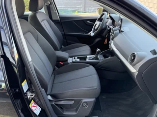 Audi Q2 35 TFSI 150pk S-tronic Advanced Virtual | Camera | Carplay | Stoelverwarming | Rijklaar incl. garantie / 25