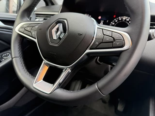 Renault Clio 1.0 TCe / Navigatie / Apple CarPlay - Android / 1e Eigenaar / ALL-Season banden / Cruise Control / PDC met optische w / 15