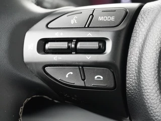 Kia Picanto 1.0 DPi DynamicLine  - Airco - Android/Apple Carplay - Cruise Control - Lichtmetalen Velgen - Fabrieksgarantie Tot 2031 / 24