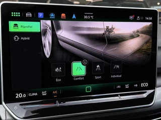 Volkswagen Golf 1.5 eHybrid Life Edition PHEV | ERGO Massage | LED | Camera | ACC | Sfeerverlichting ( Vestiging - Vianen) / 22