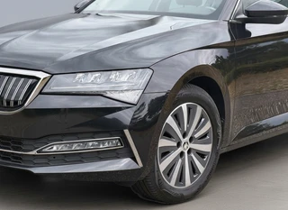 Skoda Superb Combi 1.4 TSI iV AUTOMAAT Business Edition Sport, digitaal cockpit, electrisch bedienbare trekhaak / 6