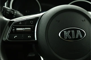 Kia Ceed 1.4 T-GDi ExecutiveLine  - Panoramadak - Stoelverwarming/Verkoeling - Achteruitrijcamera - Trekhaak - All season Banden - Virena Zekerheidspakket t.w.v. €895,- / 22