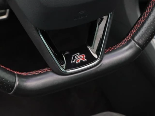 SEAT Ateca 2.0 TSi 190 Pk Automaat FR 4DRIVE | Trekhaak | 1900kg trekgewicht! | 360° Camera | Panodak | Cruise | CarPlay | 19 Inch / 27