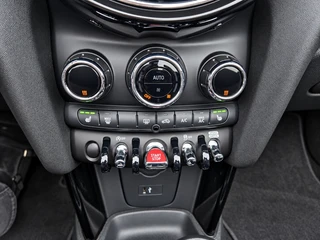 Mini Cabrio 2.0 John Cooper Works S Cabrio | Automaat | Sportstoelen | Carplay/Android Auto | Cruise Control / 28