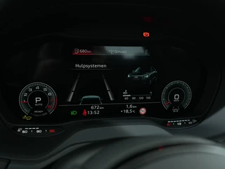 Audi Q2 35 TFSI 150PK S LINE S-TRONIC  | Panoramadak | Cruise Adaptief | Camera | Elektr. achterklep / 10