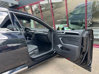 Volkswagen Arteon 2.0 TSI R-Line Business  | BTW | Pano | ACC | PDC | Lane/Front assist | Stoelverw. | / 34