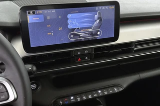 Jeep Avenger 1.2 e-Hybrid Altitude JBL Keyless Elektrische Achterklep / 23