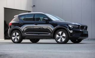 Volvo XC40 2.0 B3 Core MY2026|Leder|Keyless|PDC|Camera|Carplay / 4