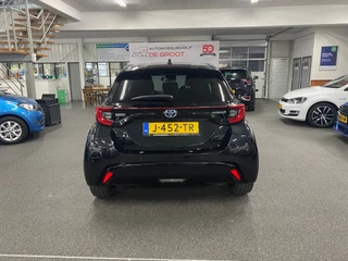 Toyota Yaris 1.5 Hybrid Executive/ NL auto/ Eerste eigenaar/ Automaat/ Stoelverwarming/ Navi/ Apple carplay/ Pano / 5