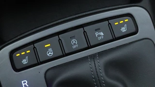 Hyundai i10 1.0 Comfort 5-zits All Seasons | Carplay | / 32