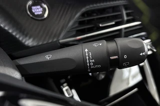 Peugeot 208 1.2 PureTech GT Pack Stoelverwarming Camera Keyless Adaptieve Cruise / 38