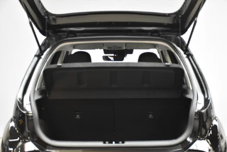 HYUNDAI Inster 42 kWh E-Motion  | Adaptieve Cruise + Climate Control I Navi + Camera / 10