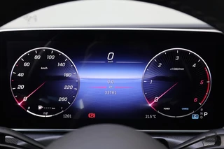 Mercedes C-klasse Estate 220 d AMG Line / Panoramadak / Burmester Surround / Massage Stoelen / Night Pakket / Trekhaak Wegklapbaar / 19