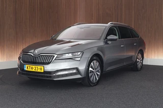Skoda Superb Combi 1.4 TSI 218pk iV Business Edition Trekhaak Memory Stoelverwarming Virtual Cockpit Navigatie