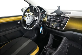 Volkswagen up! 1.0 EcoFuel move up! | 5 drs. | Aardgas | Cruise | Stl. verw. | PDC | Climate | / 12