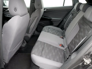 Volkswagen ID.4 Life 77 kWh | 20" | Trekhaak | Warmtepomp / 14